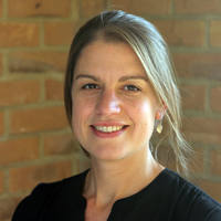 Photo of Dr Emma Davenport