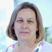 Photo of Dr Jennifer Harrow