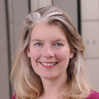 Photo of Dr Samantha Wynne